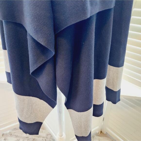 LAUREN RALPH LAUREN COLOR BLOCK SWEATER  BLUE &  GRAY SIZE M - Picture 9 of 9